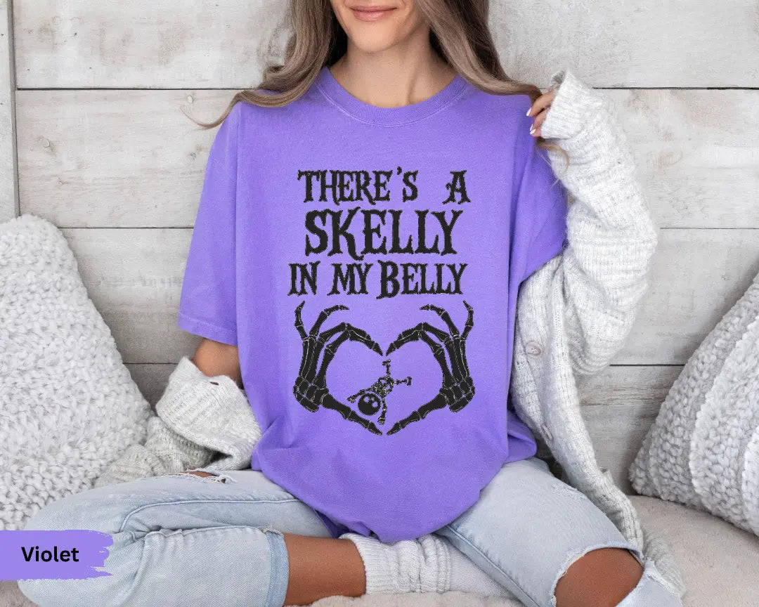 Comfort Colors Spooky Mama Announcement Tee, Halloween Pregnancy Shirt, Pregnancy T-shirt - AMBER